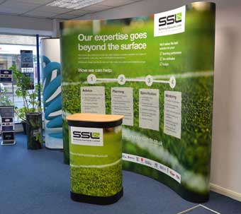 3x3 Curved Popup Stand