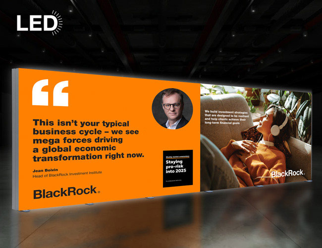 6m Lightbox Exhibition Stand Backwall